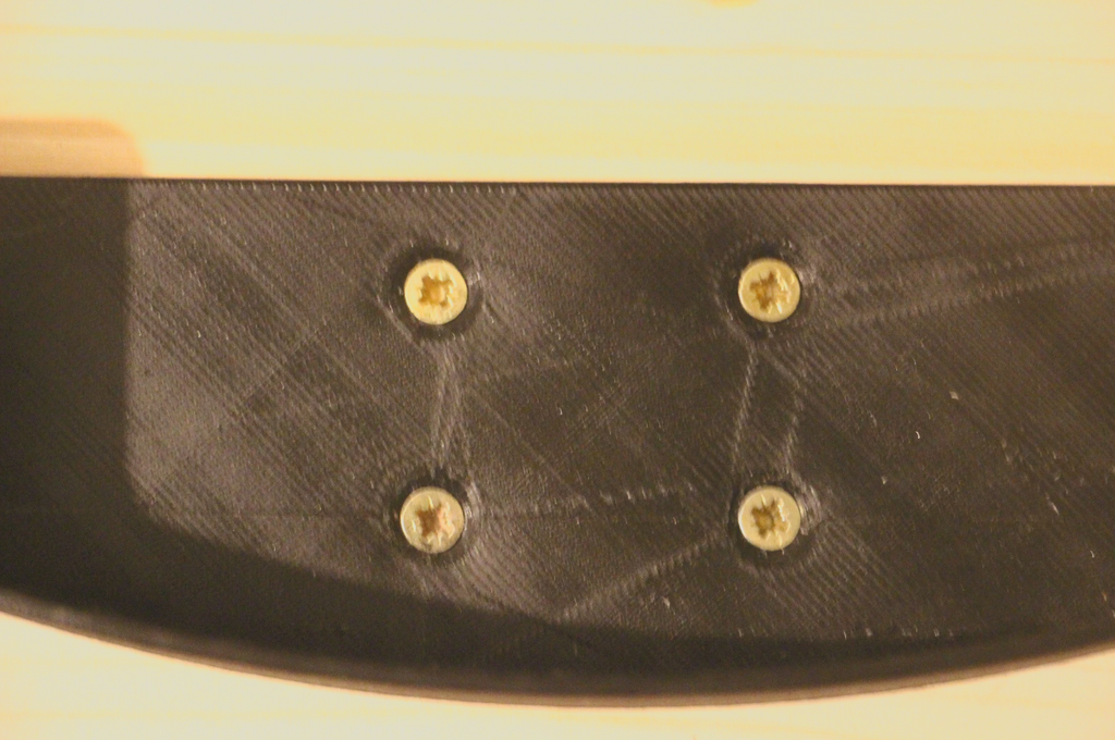 Halterung für Märklin Mobile Station 2 Schwarz oder Grau mit Keil (25° oder 45°)